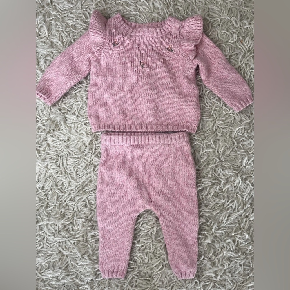 Baby Girl Old Navy pink Sweater Knit Outfit Set 3-6M Infant Pink Ruffle Floral